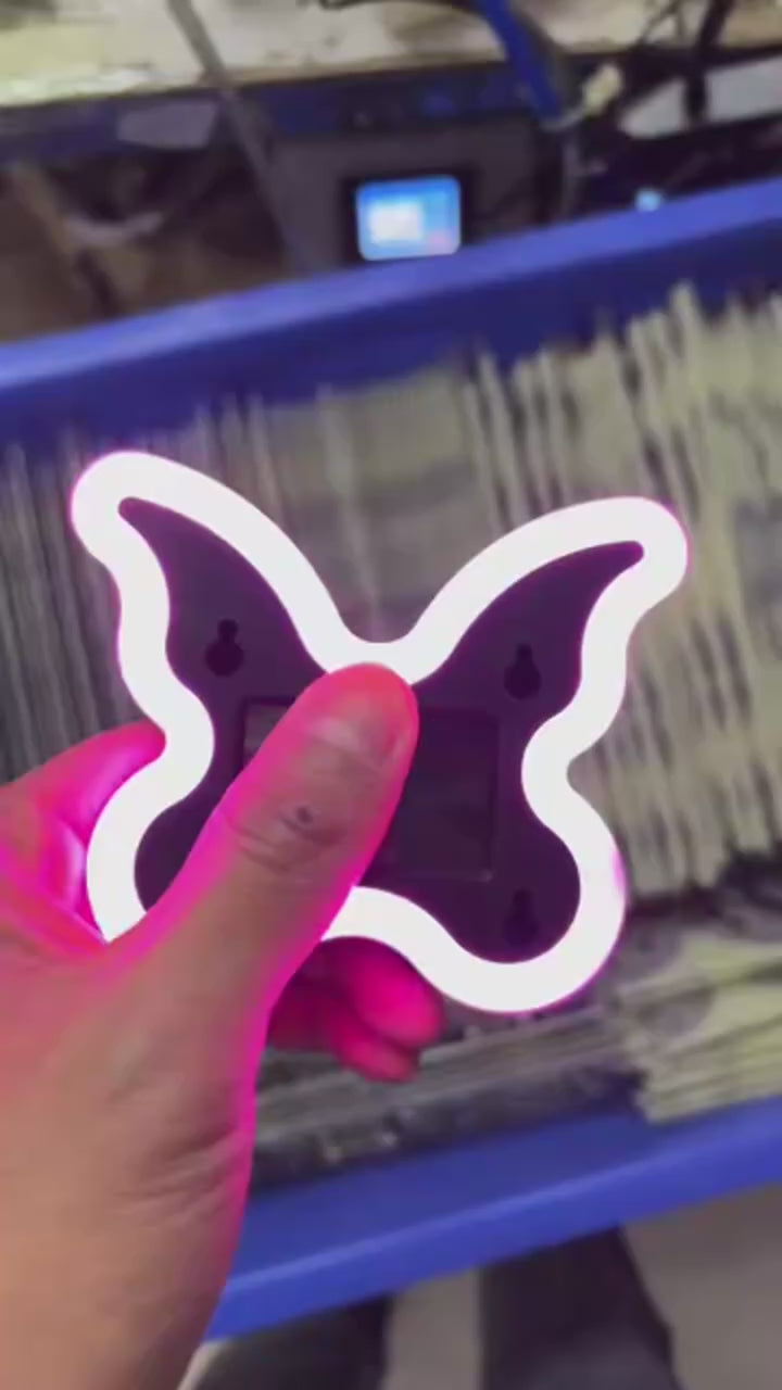 Car DRL Solar Powered Atmosphere Lamp USB Supply LED Daytime Running Light with Butterfly Design